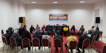 Weşangerên Kurd: Ziman her tiştê mirov e