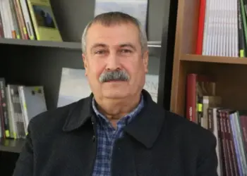 Rifat Ronîyê Mamosteyê Kurdkî verdîya