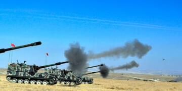 Artêşa Tirk gundekî Til Temirê bombe dike