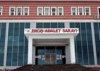 3 xebatkarên çapemeniyê sewqî dadgehê kirin