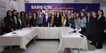 Jin têkildarî kampanya ‘Ji bo aştiyê milyonek îmze’ civiyan