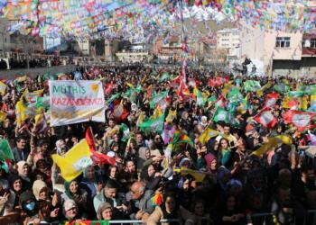 ‘Çalakîyê Aştîya Komelî û Azadîye’ siba destpê kenê