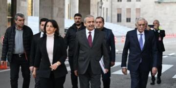 Şandeya Îmraliyê dê daxuyaniyê bide