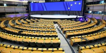 21 parlamenteran ji PEyê re nameya ‘Rojava’ şandin