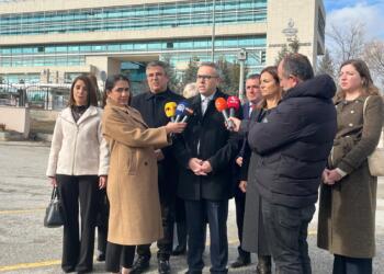 Parêzerên Tahir Elçî serî li AYMê dan