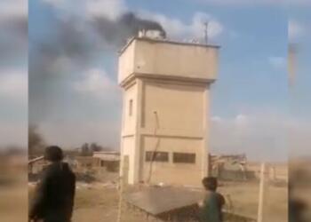 Dewleta tirke depoyê nêzdîyê dibistane da bombayan ver