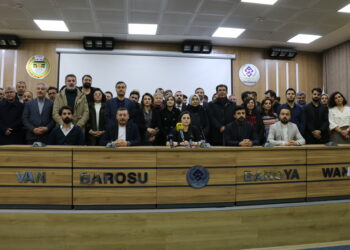Parazvanên mafên mirovan rapora îşkenceya polîsan aşkere kir