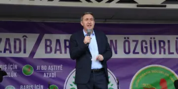 ‘Abdullah Ocalan zerrî û hêvîya bi mîlyonan o’