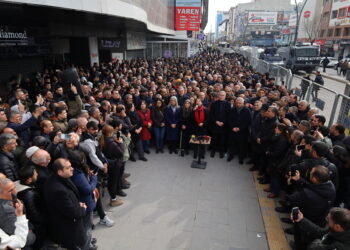 ‘Çav û dilê me li daxuyaniya dîrokî ya Abdullah Ocalan e’