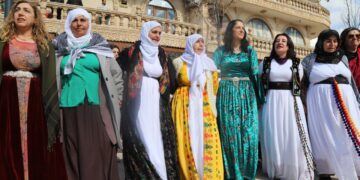 Ayla Akat: Mîdyad Tirkiye ye, Tirkiye mîdyad e