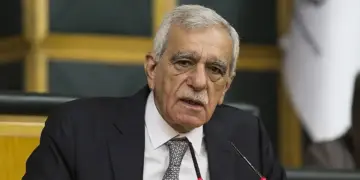 Ji bo ku Ahmet Turk jî biçe Îmraliyê serlêdan hat kirin