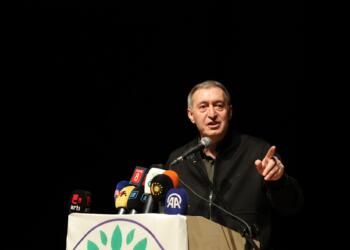Bakirhan: Rêya banga dîrokî di Amedê û Enqereyê re derbas dibe