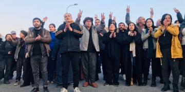 Berxwedana Bendava Tişrînê 26 rojin didome