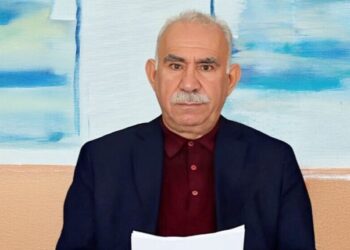 ‘Şandeya DEM Partiyê dê beriya Newrozê biçe Îmralî’