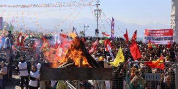 Derya Egeyî ver de sloganî ‘Bijî Serok Apo’ gulbang da   