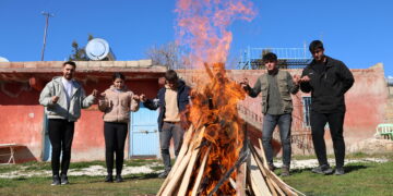 Agirê Newrozê li Amareyê geş bû
