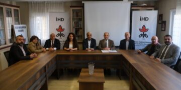 DEM Partî ÎHD’yî zîyaret kerd