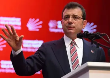 Polîsan Şaredarê Bajarê Mezin ê Stenbolê Îmamoglu binçav kir