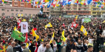 Bayindir: Gelê Kurd komkujiyan qebûl nake, çareseriyê dixwaze