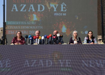 Deklarasyona Newrozê: Em bi Rêbertiya Azad û Civaka Demokratîk newrozê pîroz dikin