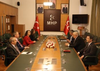 Heyetê DEM Partî û MHP’yî kom bî