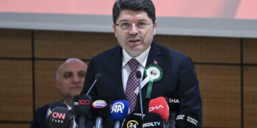 Wezîr Tunç: Daxwaz hebe em dikarin binirxînin