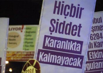 Li Stenbolê 2 jin kuştin û li Îzmirê jinek birîndar bû