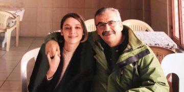Keça Sirri Sureyya Onder: Rewşa bavê min îro baştir e