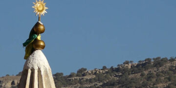 Nimiteyîya ebedî, xoza û gerdûnî: Şêsims