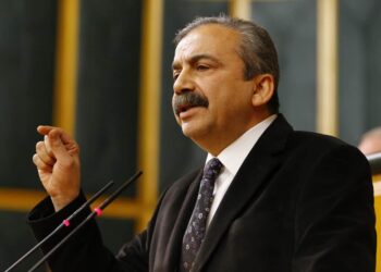 Emeliyata Onder didome: Dilê wî lê dide