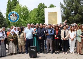 ‘Ji bo aştiyê divê dewlet demildest gavan biavêje’