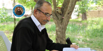Hepisxane de dest bi nuştişê şîîran kerd
