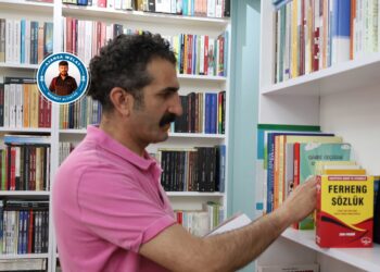 ‘Li Stenbolê herî zêde pirtûkên fêrkirina Kurdî tên firotin’