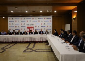 Şîna Sirri Sureyya Onder dest pê kir
