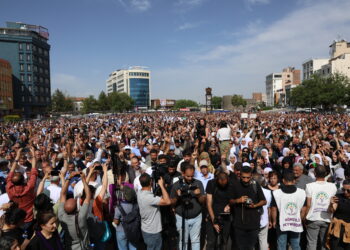 Kaytan û Altûn li Amedê hatin bibîranîn: Pîrên Kurdistanê nemir in