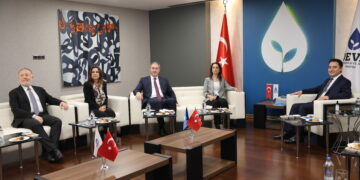 Hevserokên Giştî yên DEM Partiyê û Babacan civiyan