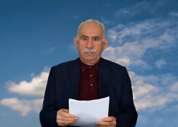 ‘Ji bo ku Abdullah Ocalan bi rola xwe rabe mafê hêviyê ferz e’