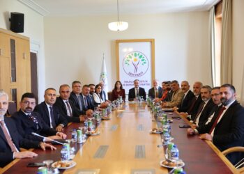 Serokên 15 baroyan serdana DEM Partiyê kirin