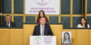 Bakirhan: Rizgariya ji aloziyan çareseriya demokratîk e