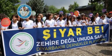 ‘Em neçarin li dijî êrişên şerê taybet eniyeke azadiyê ava bikin’