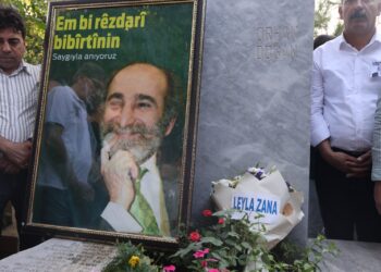 Orhan Dogan li ser gora xwe hat bîranîn