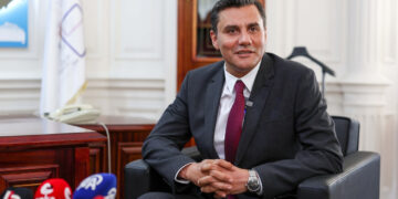 Şaredarê Manîsayê Ferdî Zeyrek jiyana xwe ji dest da