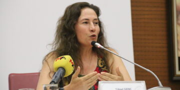 Divê meclis komîsyona ‘Aştî û Civaka Demokratîk’ ava bike