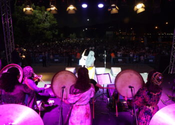 Bi dehhezaran kes li qada konserê ya mîhrîcana Tetwanê bûn