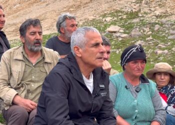 Jîar û Dîyar raştîye mao