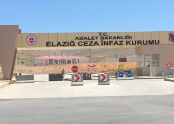 Îşkence li girtiyê girtîgeha Xarpêtê kirin