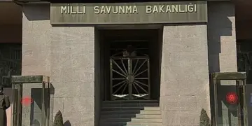 4 leşkerên din jî mirin
