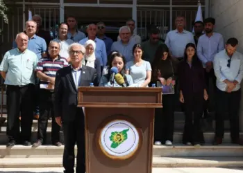 370 kesanê namdaran waşt Abdullah Ocalan bivînê