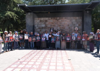 ‘31 sal in gav bi gav li pey şopa bavê xwe me’