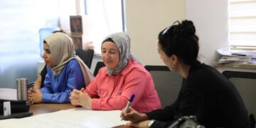 Li ser zayenda civakî atolye li dar xistin